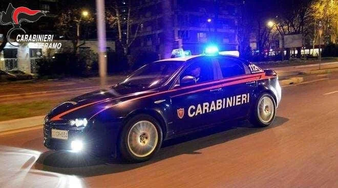 Carabinieri Giulianova, rinvenuta l’auto usata per il furto al negozio di ottica
