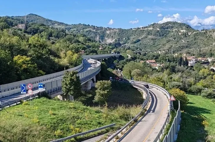 Galleria Ascoli-Mare molto pericolosa, servono interventi