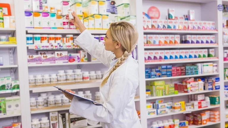 Grottammare, il Comune cerca collaboratori di farmacia