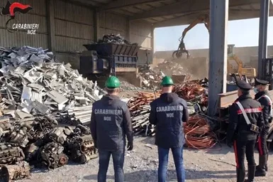 Traffico illecito di 1,6 milioni di chili di rifiuti nell'anconetano 