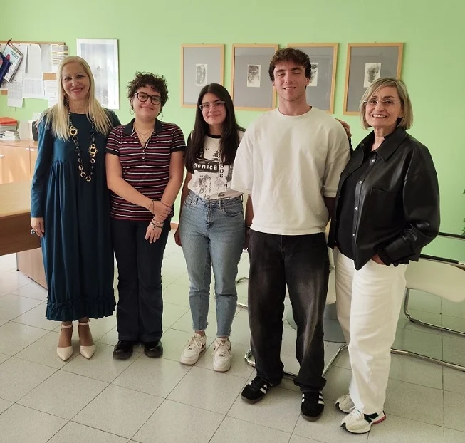 Concorso “Una poesia dal cassetto”, ottimo risultato per il Liceo Rosetti
