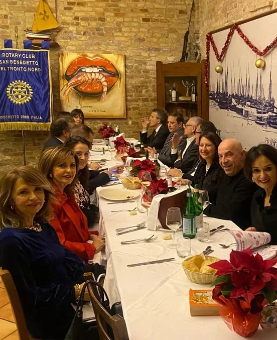 Si è tenuta, come consuetudine, la cena di Natale del Rotary Club di S.Benedetto del Tronto Nord