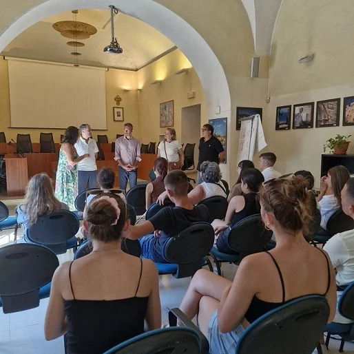 Dalla Bulgaria in viaggio per turismo e formazione