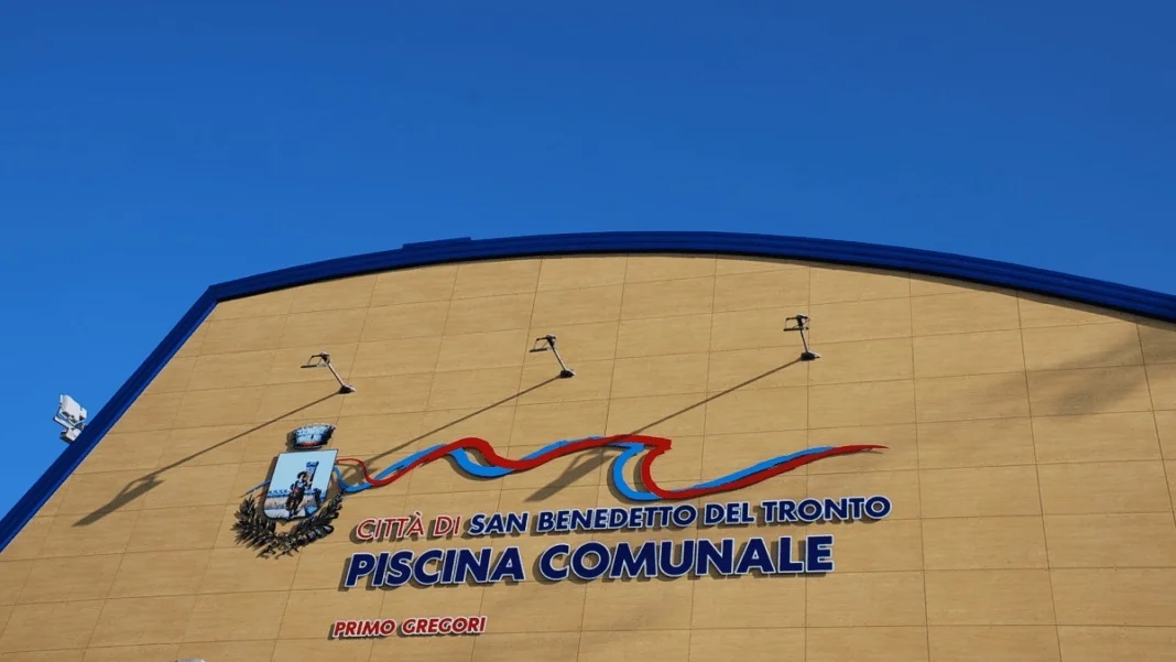Al via i lavori di riqualificazione degli spazi al primo piano della piscina comunale