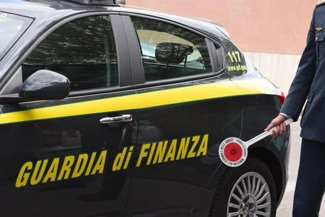 Guardia di Finanza, scoperti sulla costa teramana 15 lavoratori “in nero”