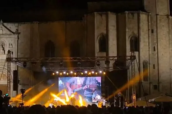 Musica e spettacoli, notte di San Lorenzo da tutto esaurito ad Ascoli Piceno