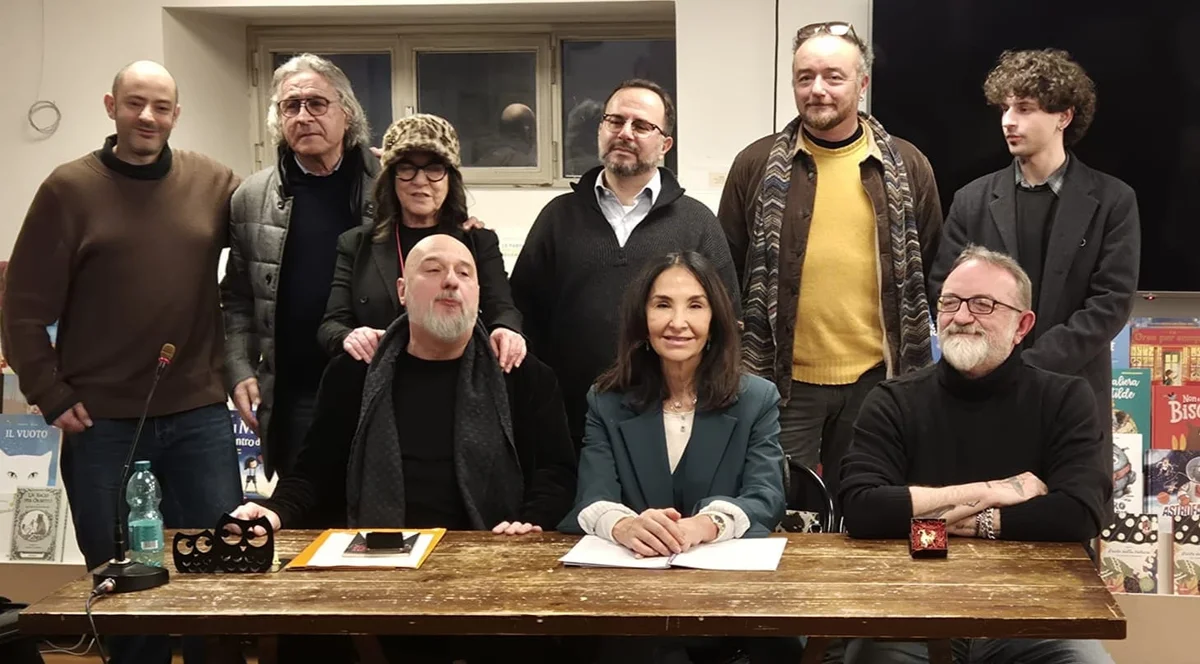Ascoli Piceno - Eleuteri torna al Ventidio Basso, domenica c'è lo spettacolo "Ostaggi"