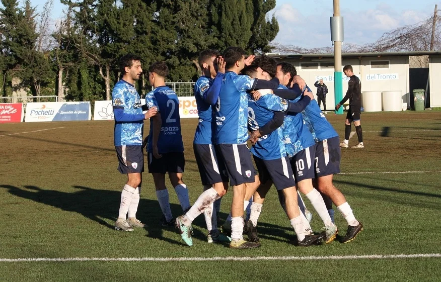 A dirigere la 3^ di ritorno del girone B di Promozione, Azzurra Sbt - Corridonia è il sig. Graziosi di Pesaro