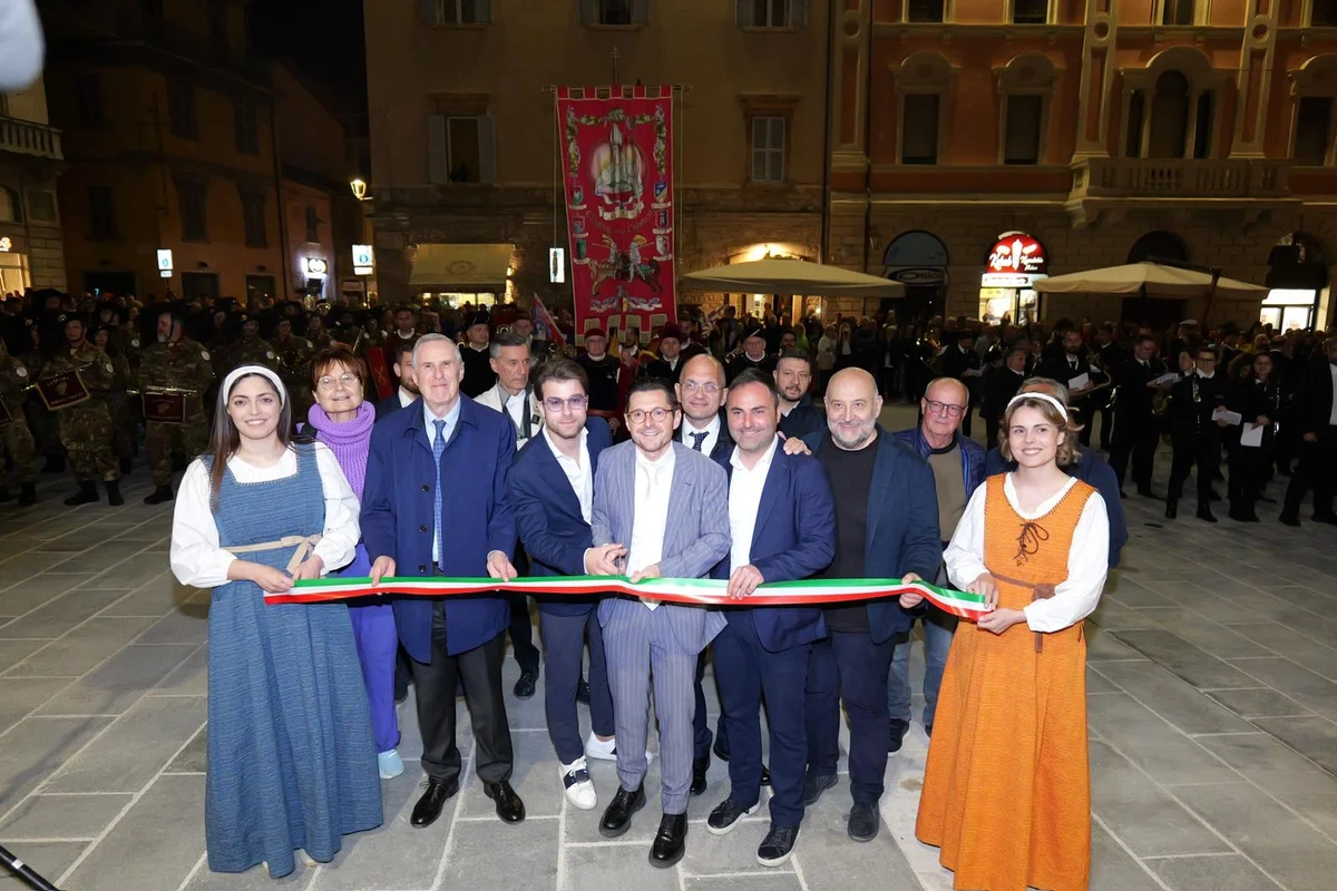 Ascoli Piceno - Inaugurata via Trieste, ieri sera la riapertura dopo due anni di lavori