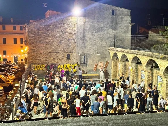  In 200 persone per la Passeggiata al Paese Alto
