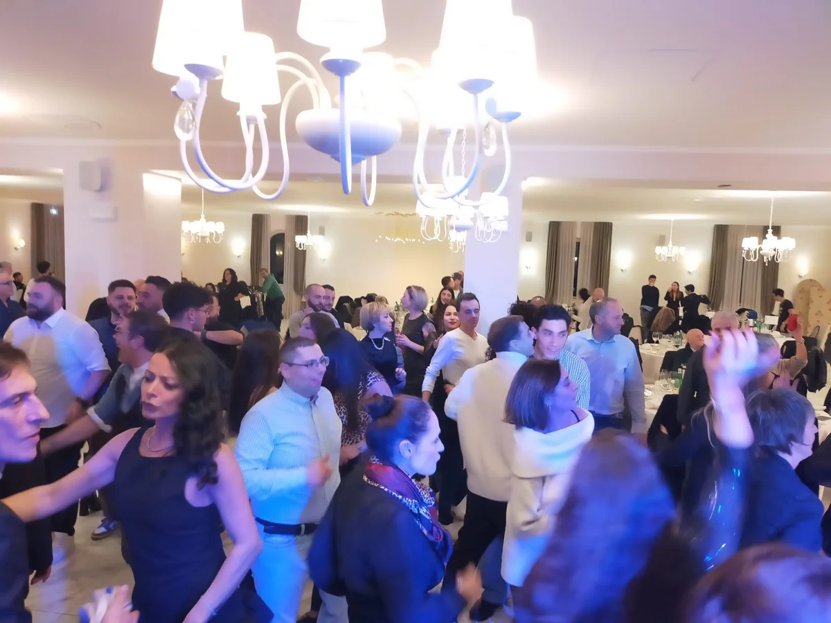 Ascoli Piceno - Torna il "Closed Party", il Capodanno posticipato per ristoratori e commercianti