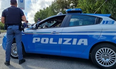 Aggredito e colpito con una pietra alla testa a Lido Tre Archi di Fermo, un uomo in gravi condizioni